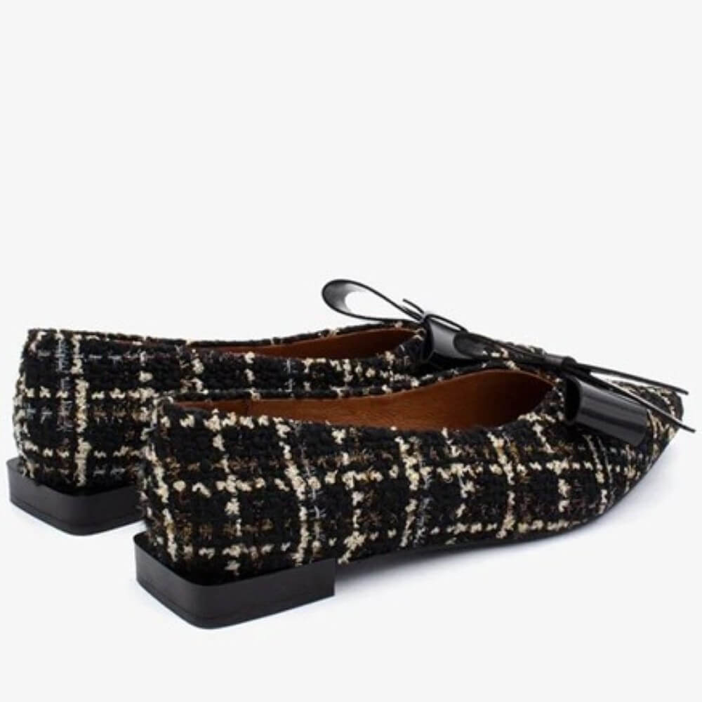 Black and white checkered flat shoe with a bow on a white background Ángel Alarcón Alatex 25513 Tweed Shoe-BLACK