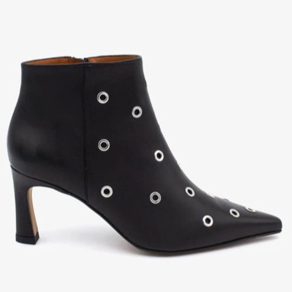 Black ankle boot with silver eyelets on a white background Ángel Alarcón Clarine 25558 Leather Ankle Boot-BLACK
