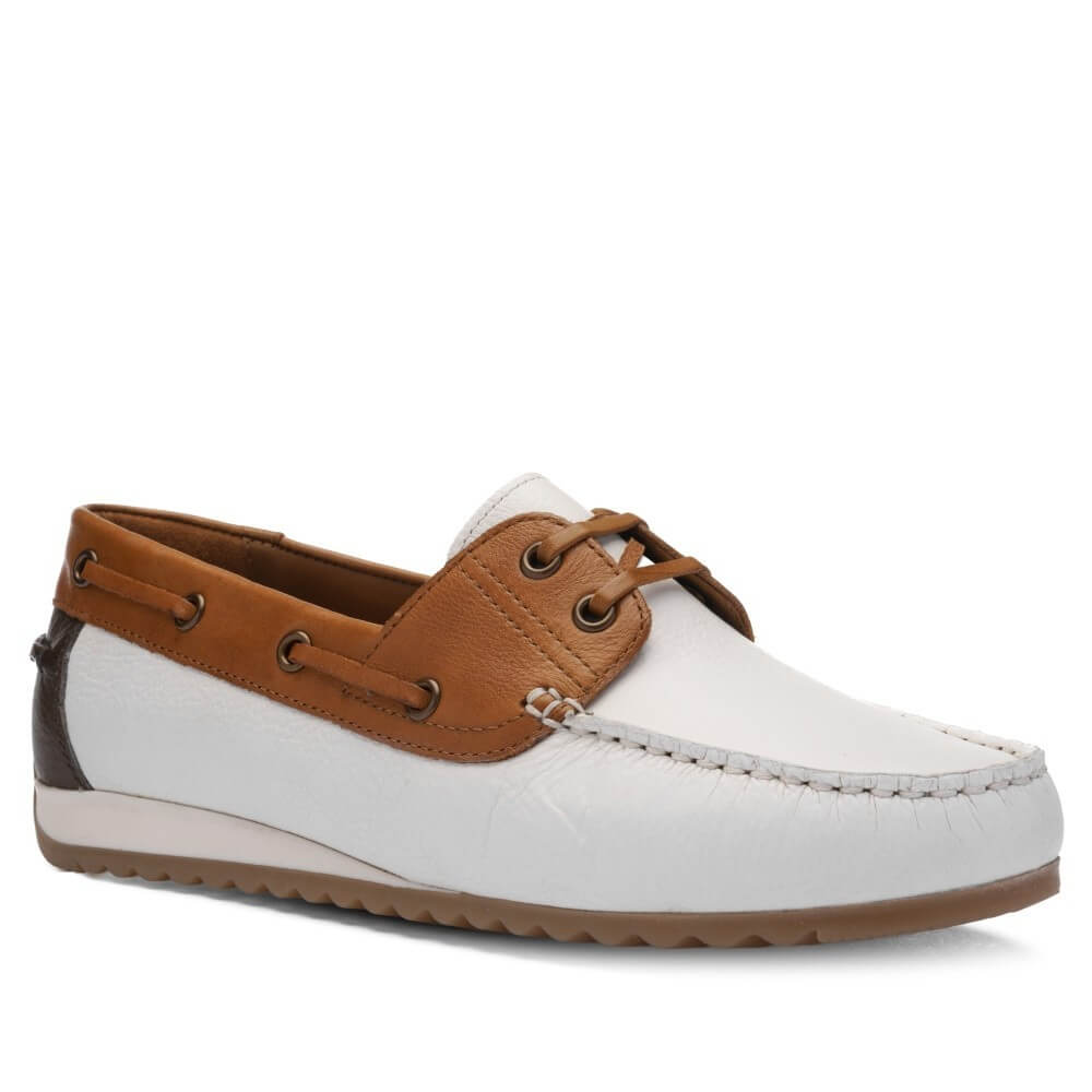 Ara 12-27704 White and brown leather Boat shoe on a white background