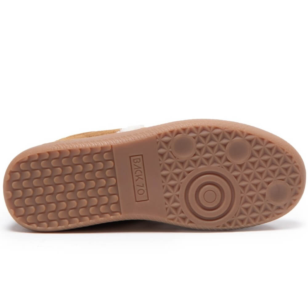 Teddy Brown sneaker with white shearling Teddy lining Back 70 Cloud 601 B Teddy Tobacco combines an elegant suede leather upper with distinctive teddy fabric