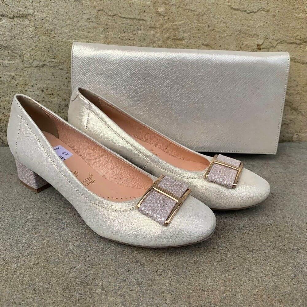 Bioeco Court Low Block Heel 5632-GOLD