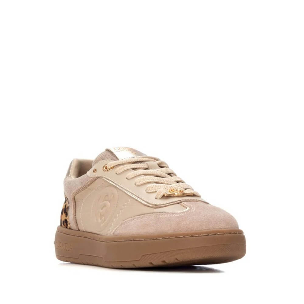 Beige sneaker with a leopard heel and a gold logo on a white background