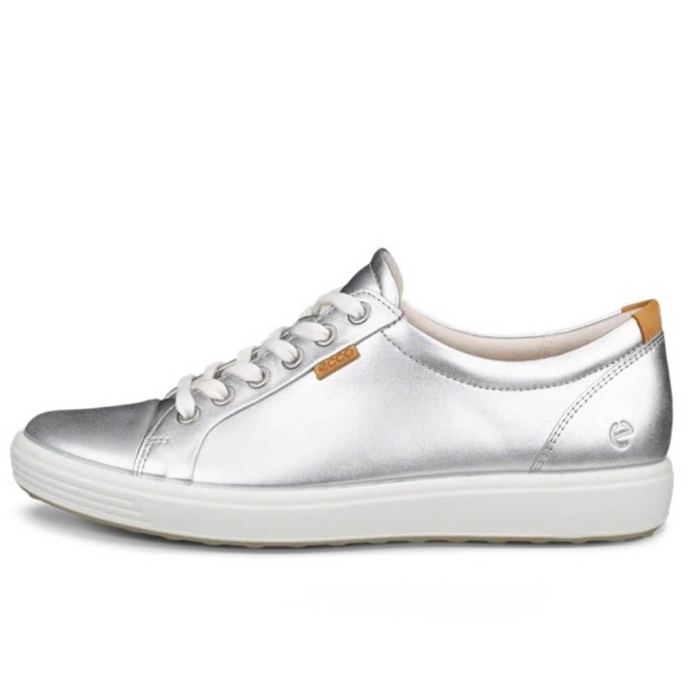 Ecco Soft 7 430003 Embracing ECCO's core values