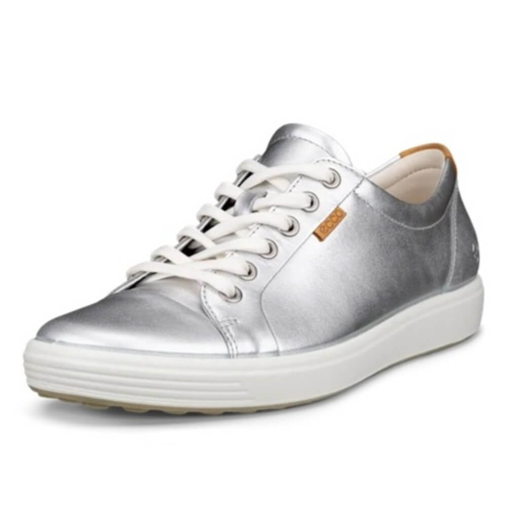 Ecco Soft 7 430003 Embracing ECCO's core values