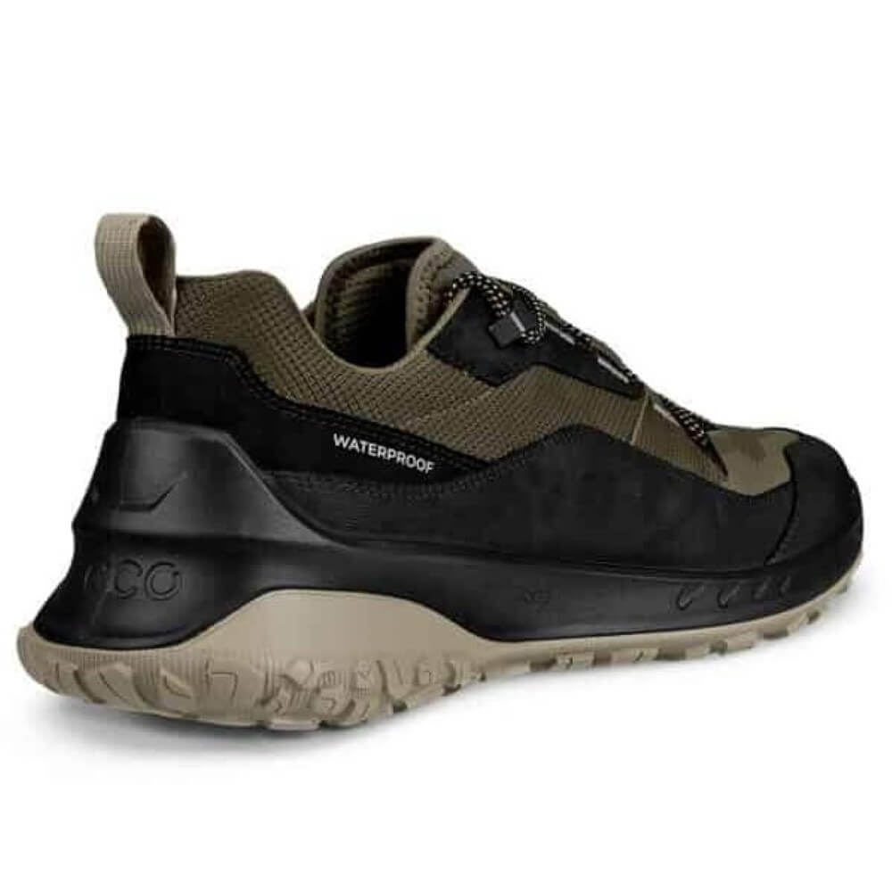 Ecco Ult-Trn 824254 Waterproof -TARMAC