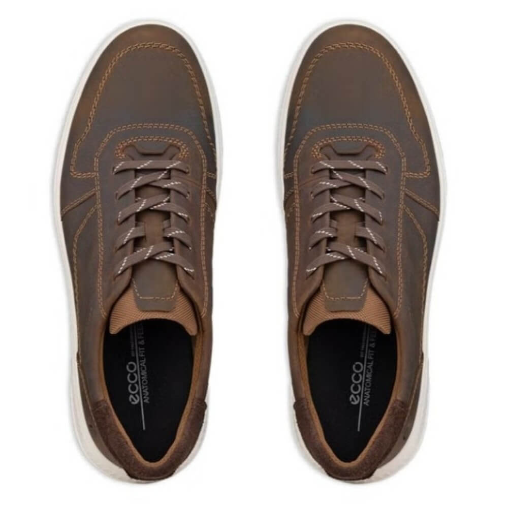 pair of Ecco Brown Leather Shoes