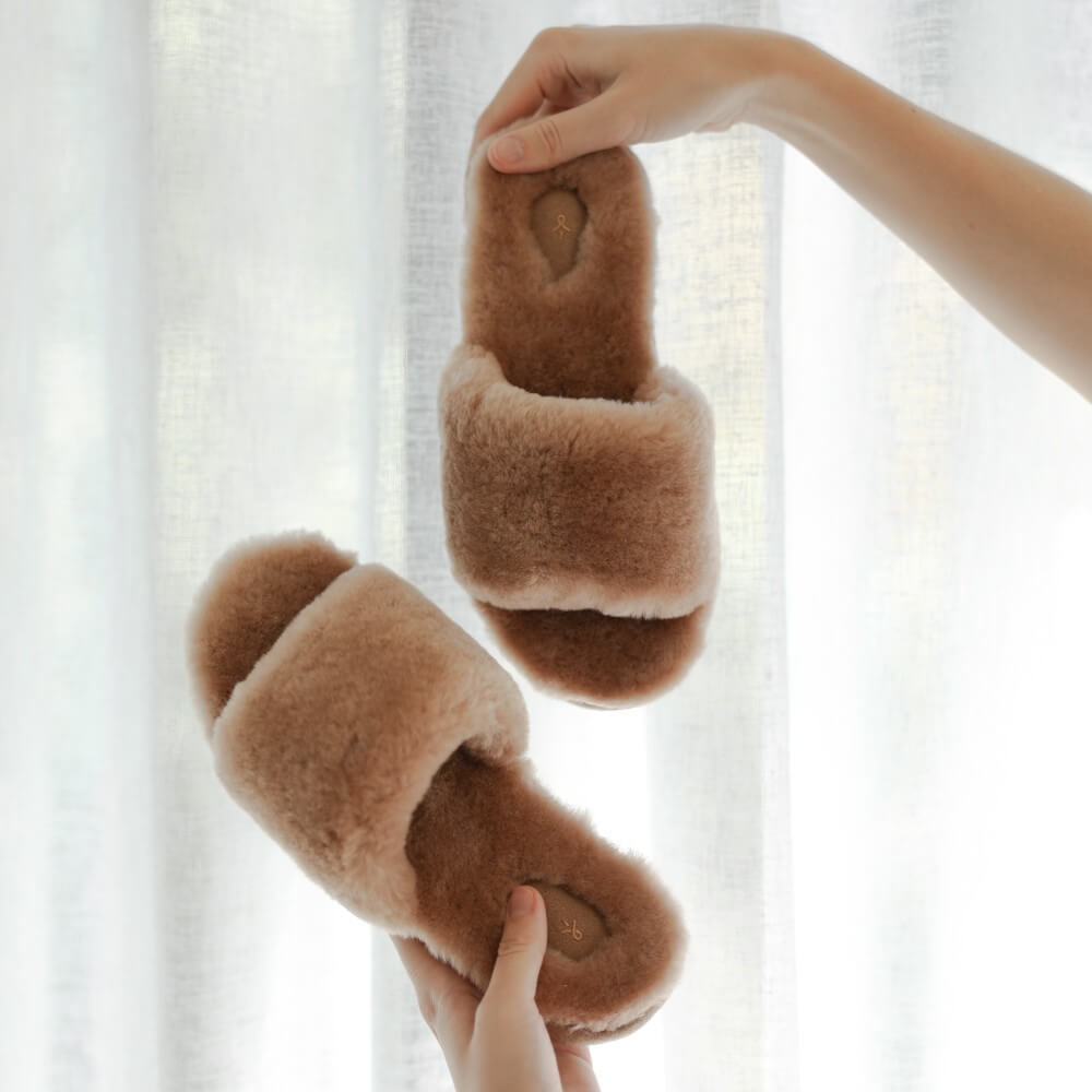 Emu Mckay Sheepskin Slippers Camel