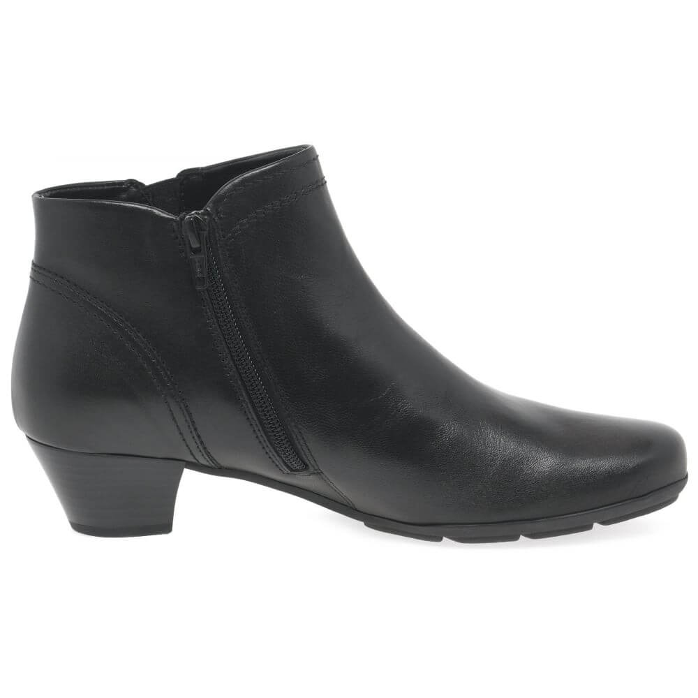 Black leather ankle boot Gabor Heritage 75.638 Leather Ankle Boots
