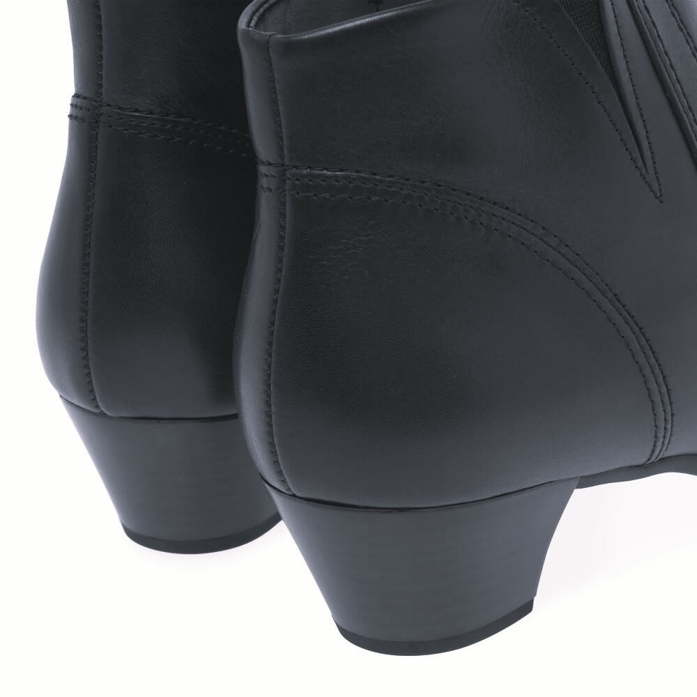 Black leather ankle boot Gabor Heritage 75.638 Leather Ankle Boots