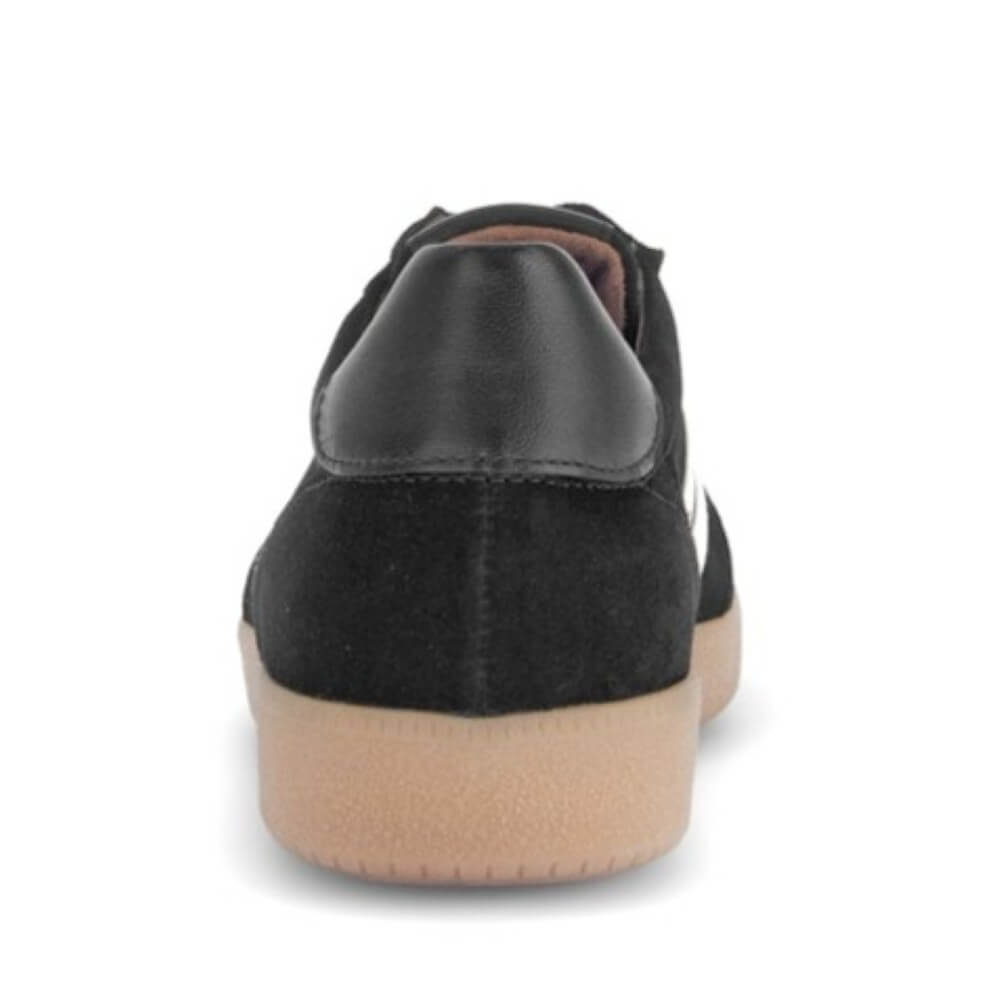 Black sneaker with a white stripe on a white background Gabor West Leather Trainer 73.300-BLACK