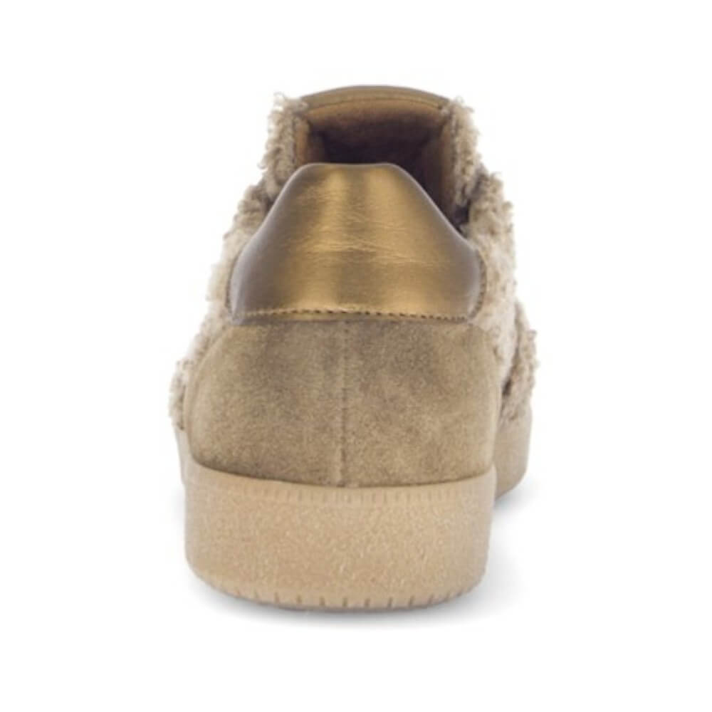 Brown and gold sneaker on a white background Gabor West Leather Trainer 73.300 Teddy Light Bronze