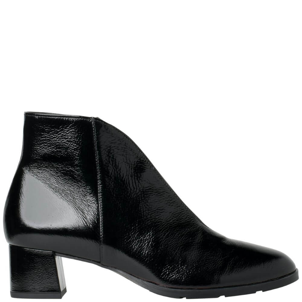 Hassia 8-30 4811 Cara H-Fit-BLACK