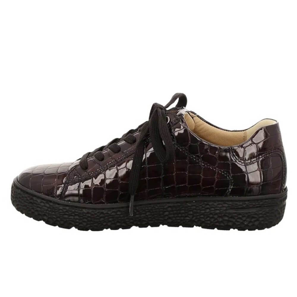 wine crocodile-patterned sneaker with a zipper on a white background Hartjes Phil 162.1402 H-Fit Leather Burgundy