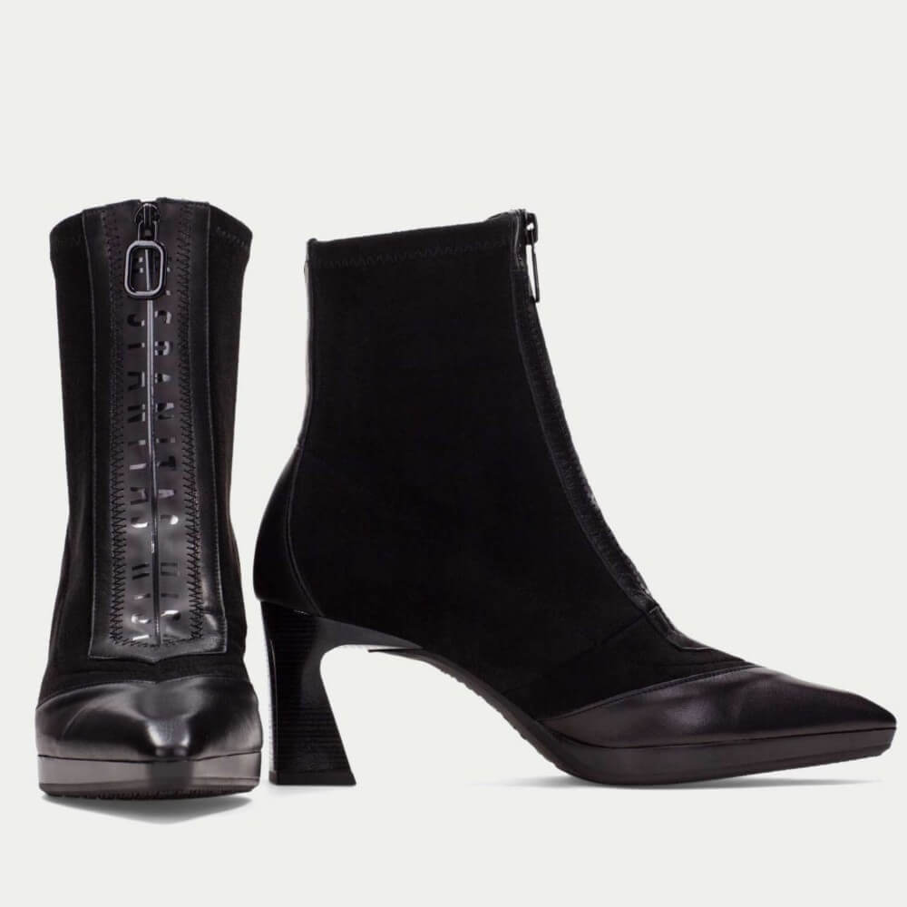 Black ankle boot with a pointed toe and high heel on a white background Hispanitas Atlanta Centre Zip HI254186-BLACK ankle boots