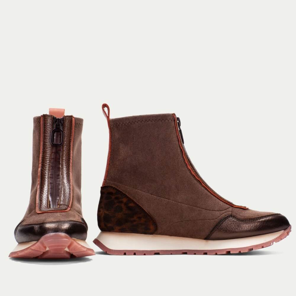 Brown ankle boot with leopard print patch on a white background Hispanitas Kansas HI254354 ankle boot