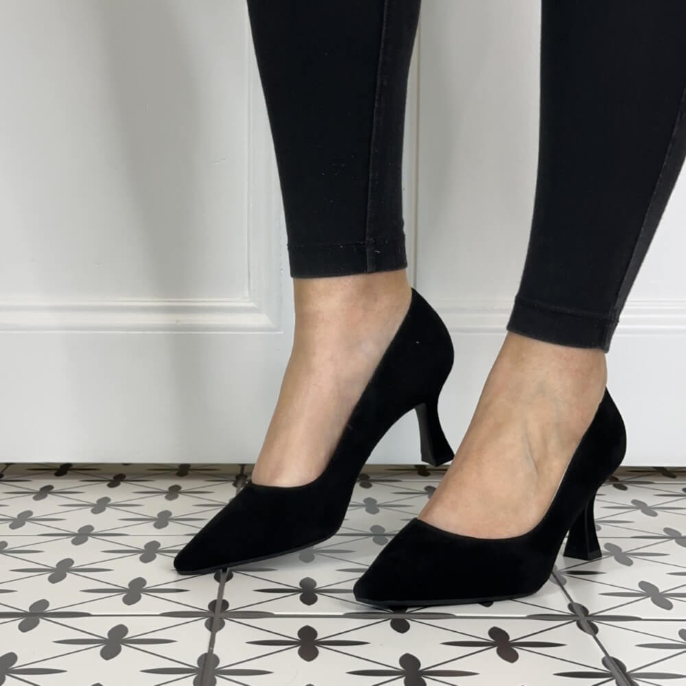 LODI JONA Black Suede Pumps