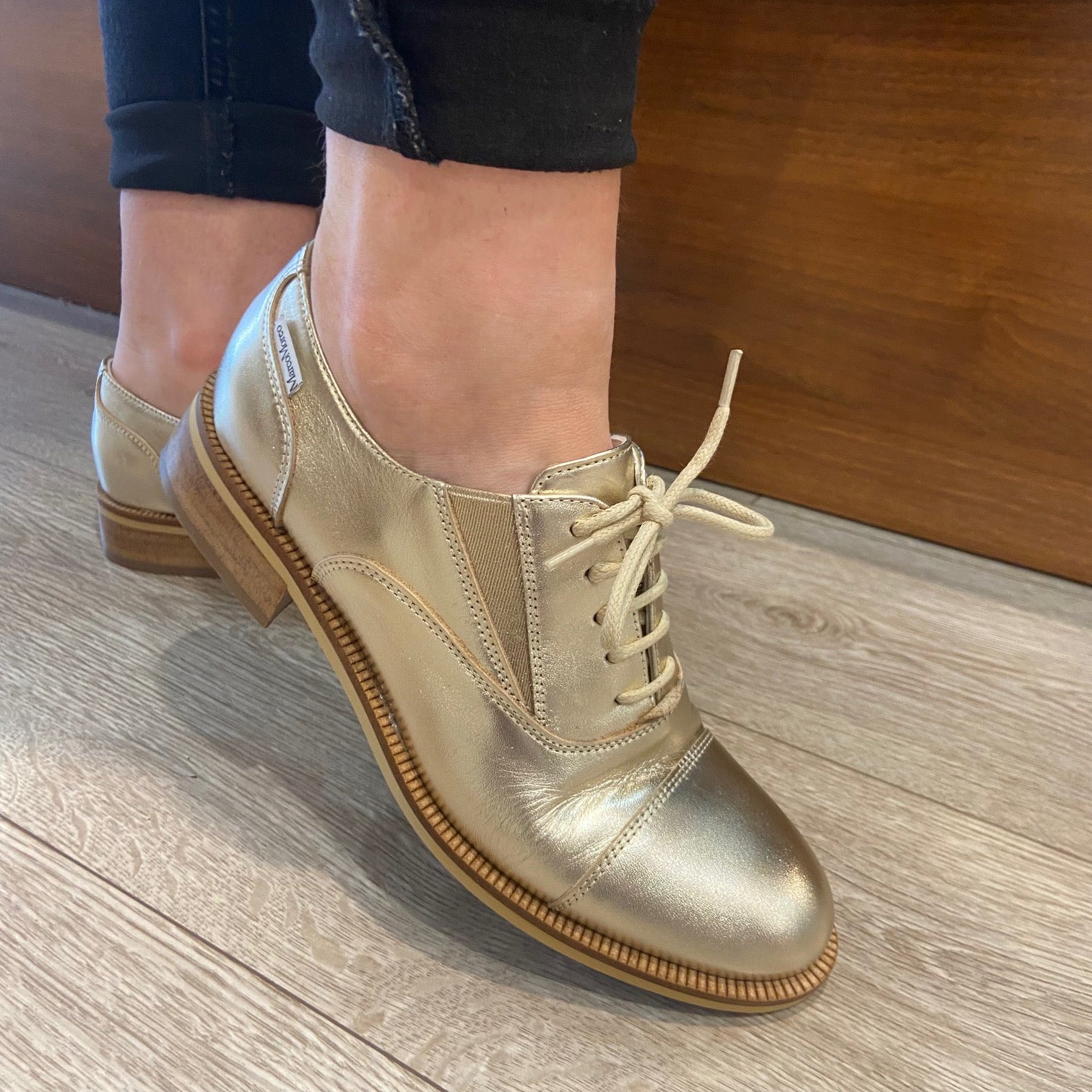 Marco Moreo Laced Shoe E4182-GOLD