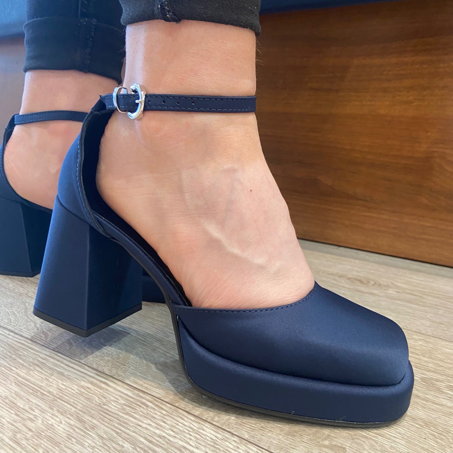 Marco Moreo Shirley Geneva D3201-NAVY