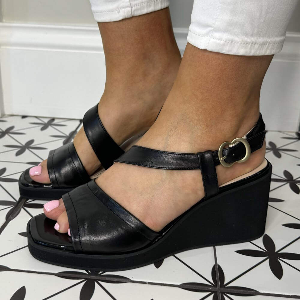 Marian 62901 Wedge Sandal -BLACK