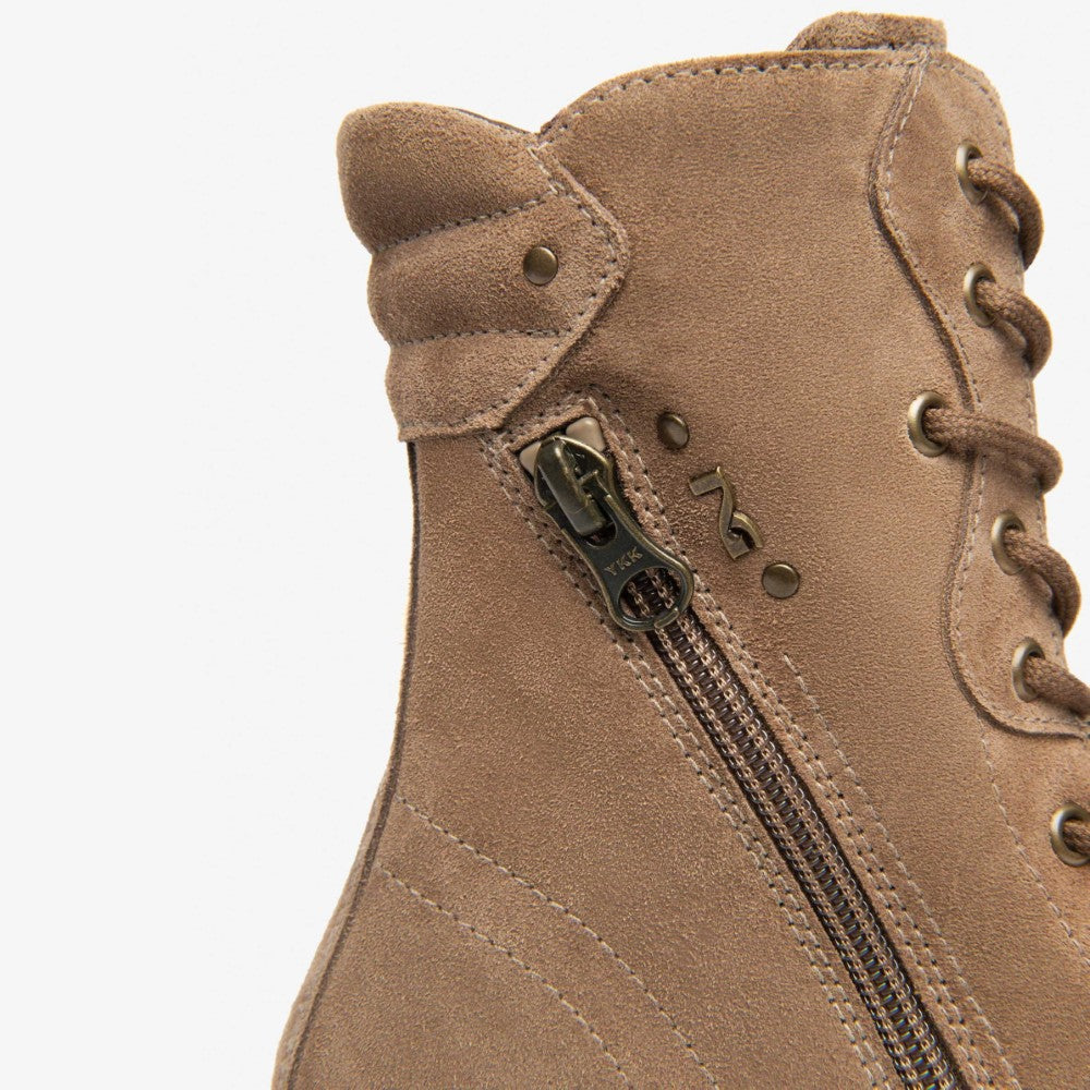 Brown suede boot with a platform sole on a white background NeroGiardini Suede combat boots I514911D