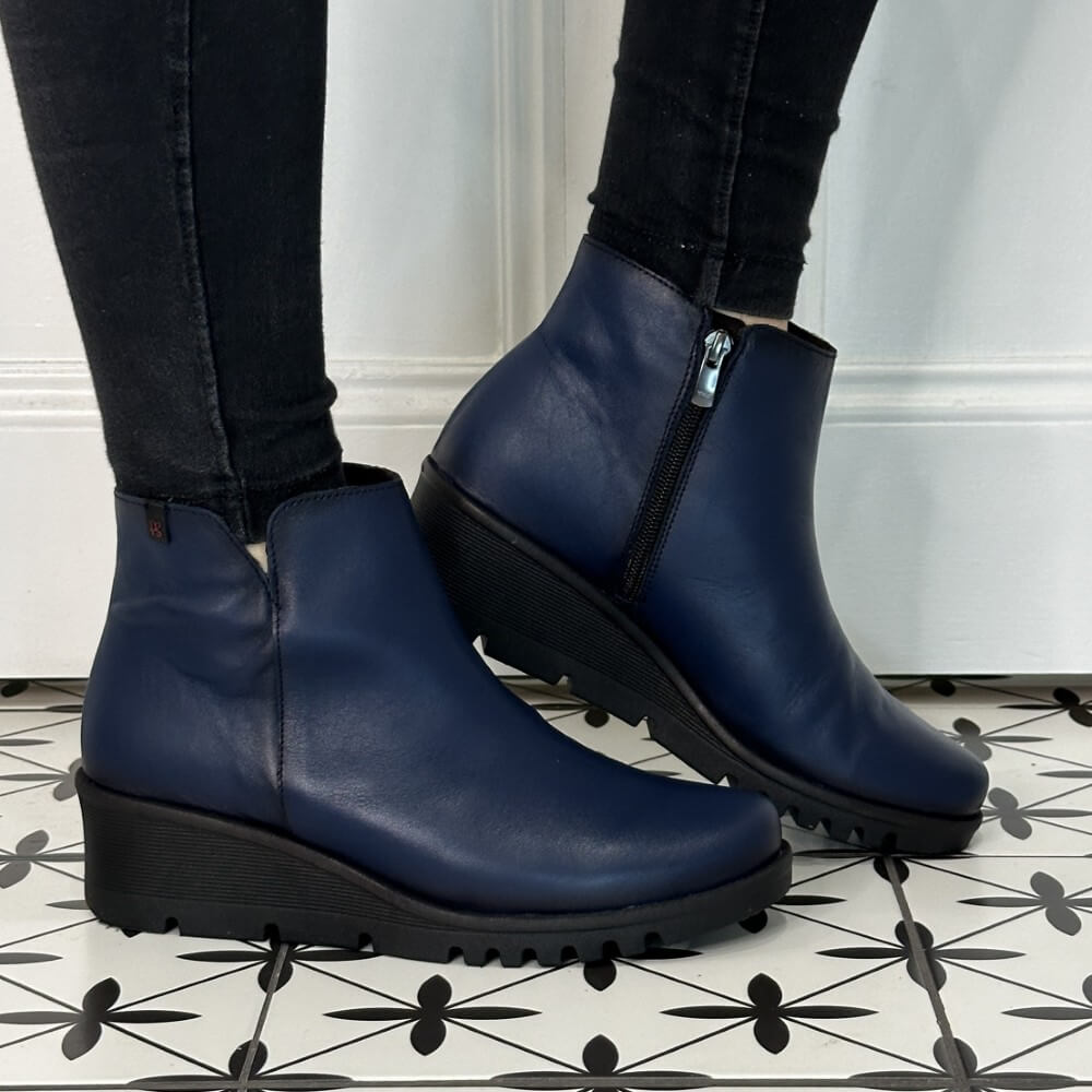 PEPE SAENZ 20870 Navy Leather Wedge Boots