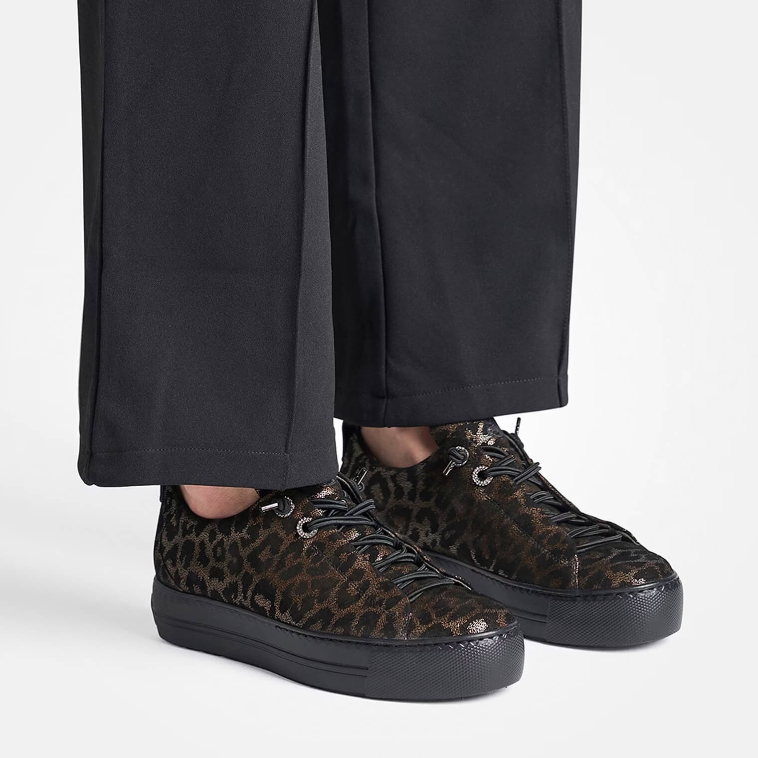 Leopard print sneaker with black sole. Paul Green 5417 Elastic Laces Glossy Leopard Bronze