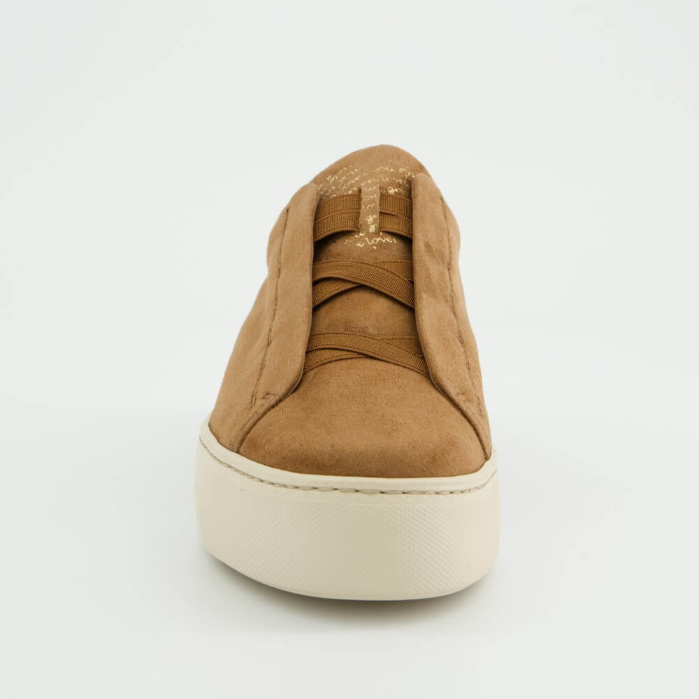 Paul Green 5529 Brown suede sneaker with a white sole on a light gray background