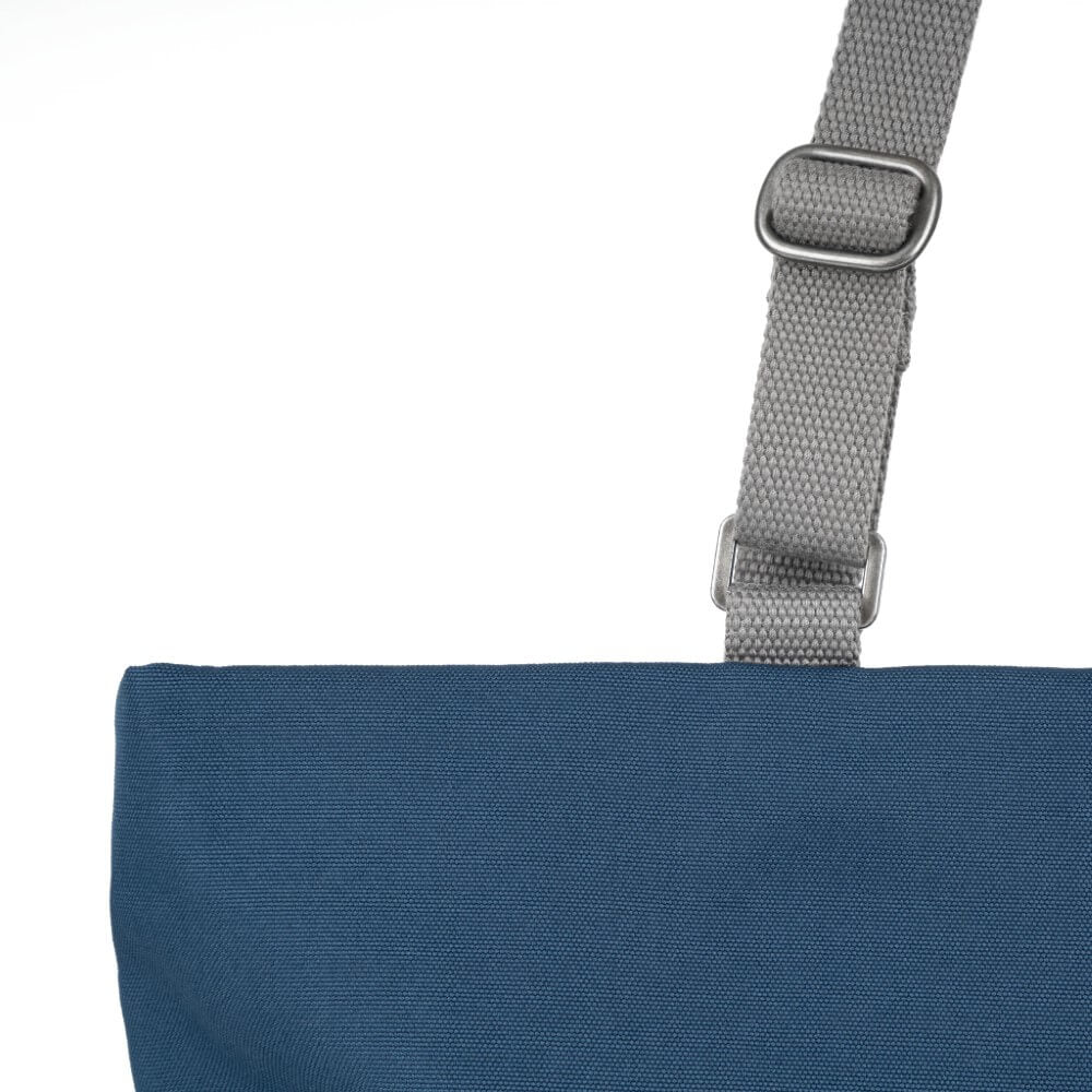 ROKA TRAFALGAR TOTE DEEP BLUE
