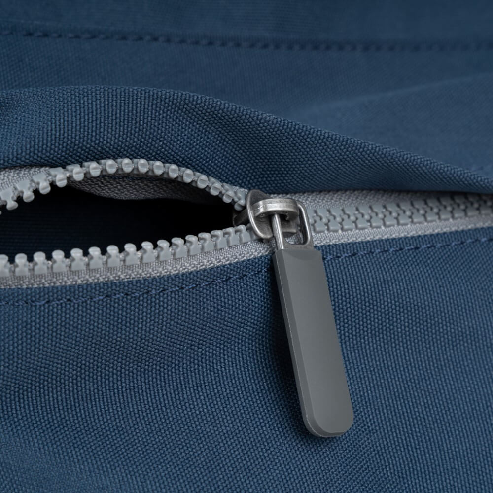 ROKA TRAFALGAR TOTE DEEP BLUE