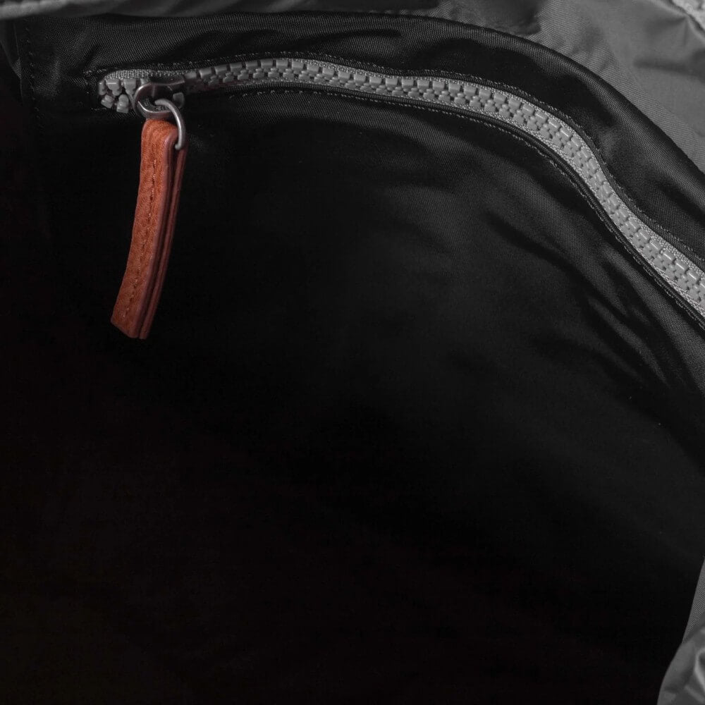 Roka Canfield B Large Black Nylon