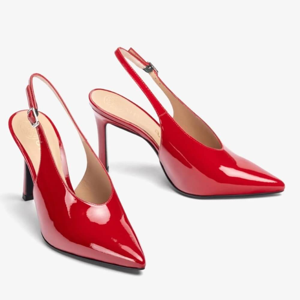 Red high-heeled shoes and a matching red clutch Unisa Tabar Patent Leather Slingback Raspberry Red Red high-heeled shoes and a matching red clutch Unisa Tabar Patent Leather Slingback Raspberry Red