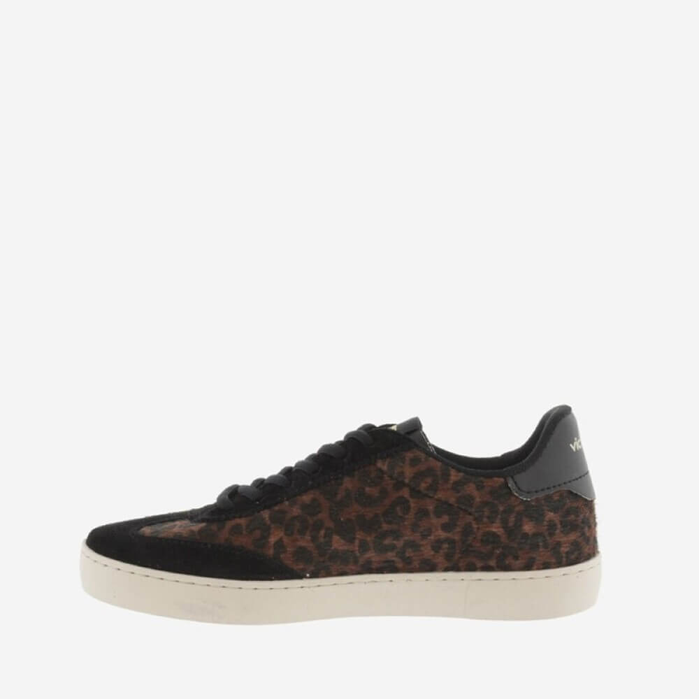 Sneaker with leopard print pattern on a white background Victoria Berlin Animal print 1126224 trainers
