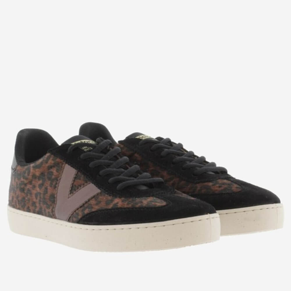 Sneaker with leopard print pattern on a white background Victoria Berlin Animal print 1126224 trainers