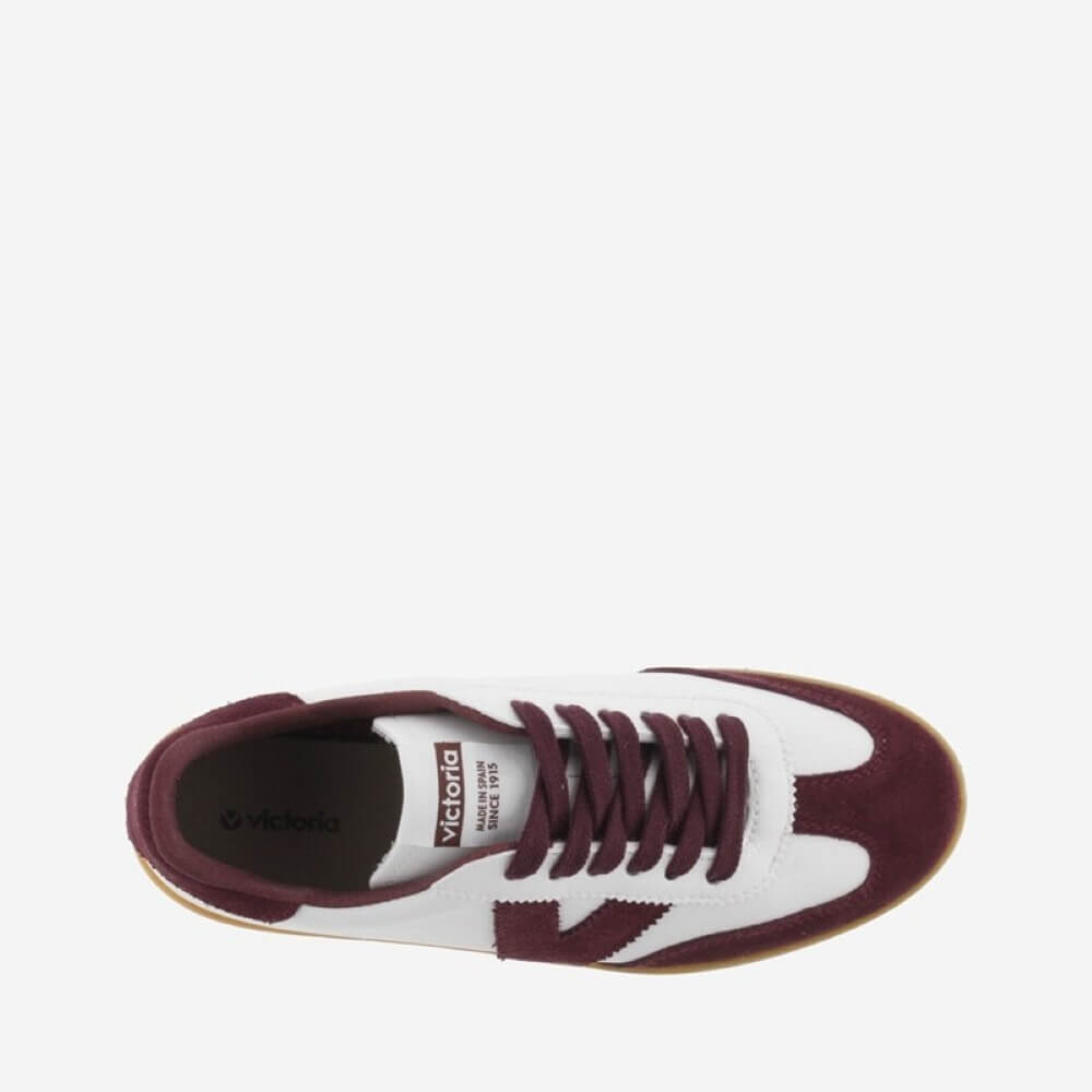 Bordeaux and white sneaker with a gum sole on a white background Victoria Berlin Sneakers 1126207-BORDEAUX