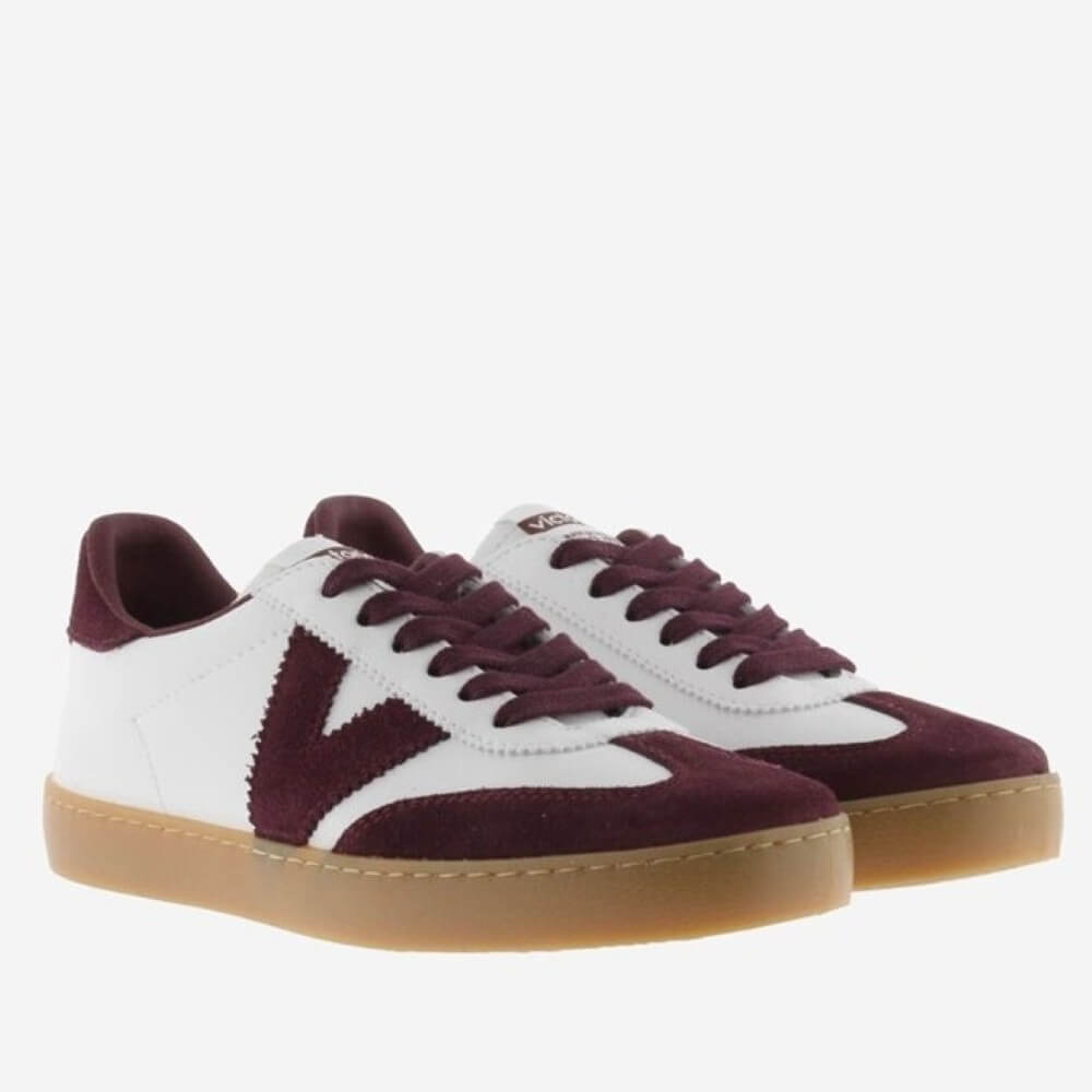 Bordeaux and white sneaker with a gum sole on a white background Victoria Berlin Sneakers 1126207-BORDEAUX