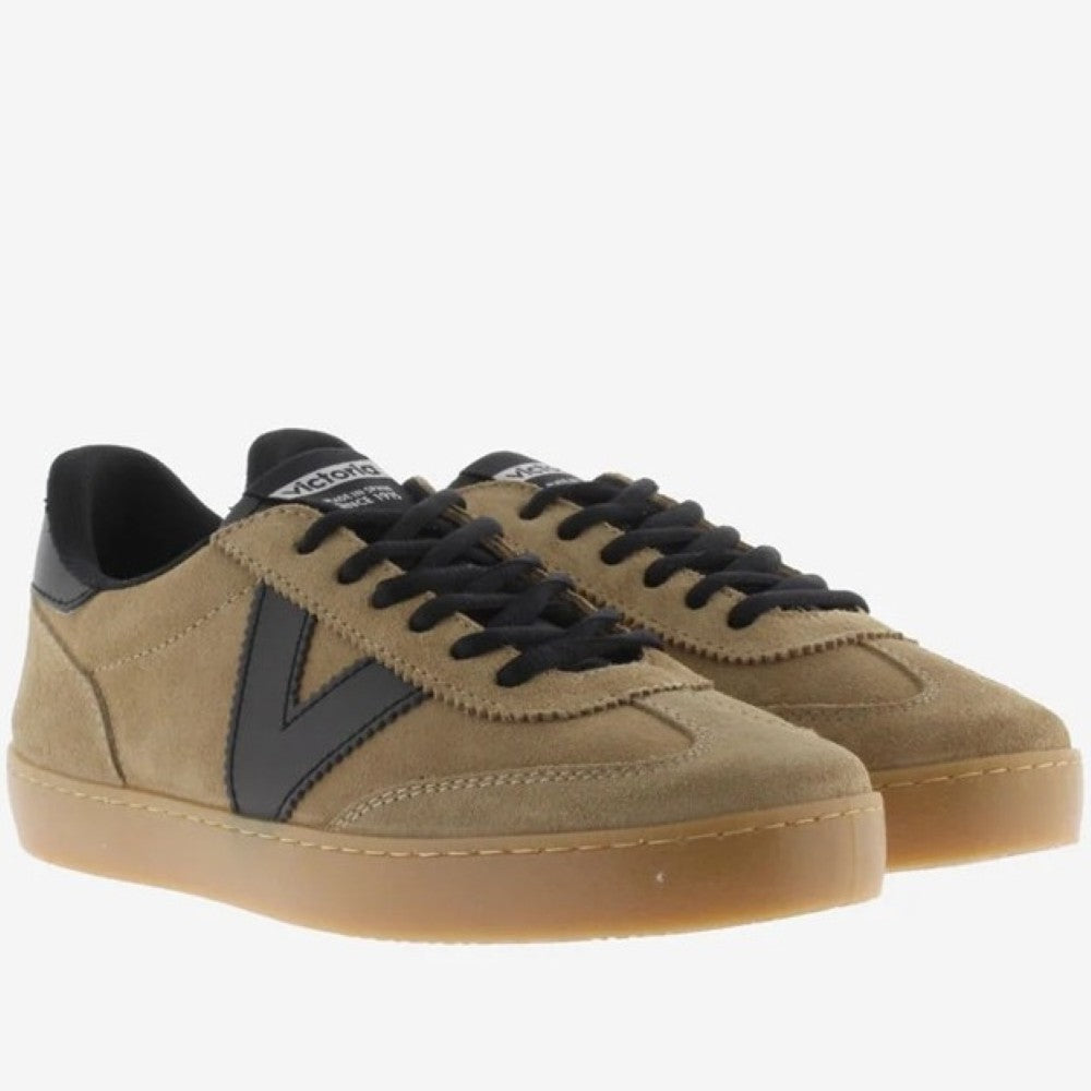 Brown sneaker with black accents on a white background Victoria Berlin Trainers 1126219 Beige