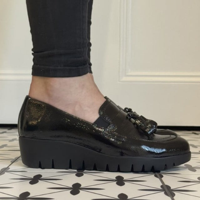 Black loafers worn with black pants Black loafers with tassels Wonders Fly 42 Leather Wedge C-33342-BLACK