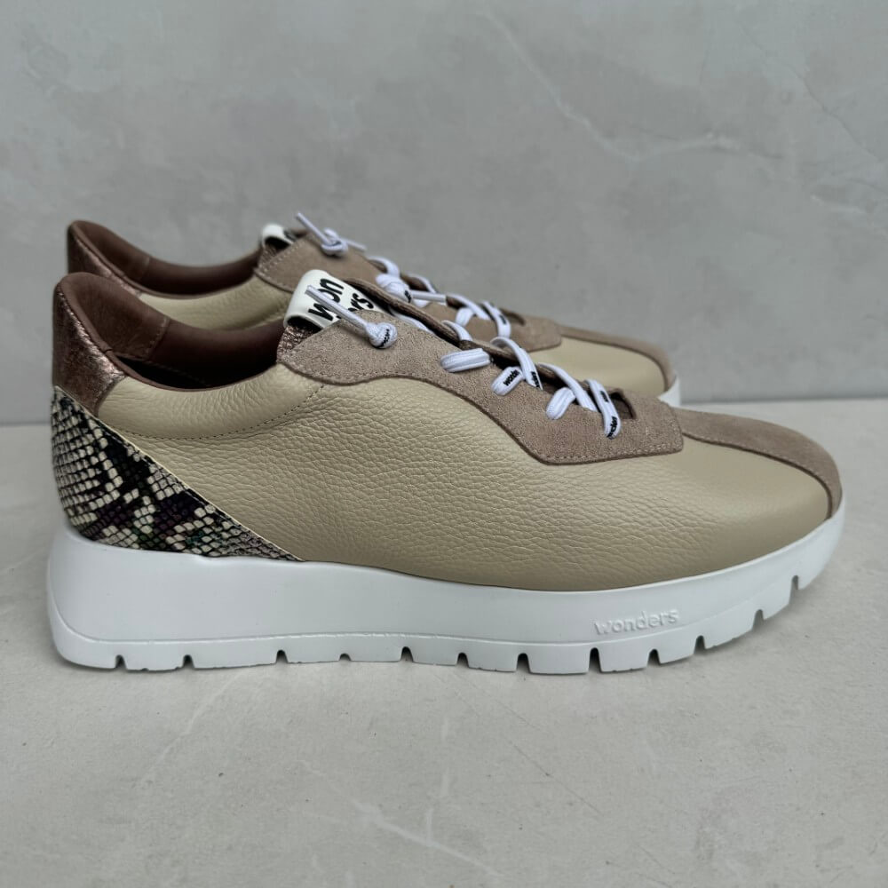Beige sneakers with snake print accents Wonders Odisei 95 Leather Trainers A-2495-BEIGE