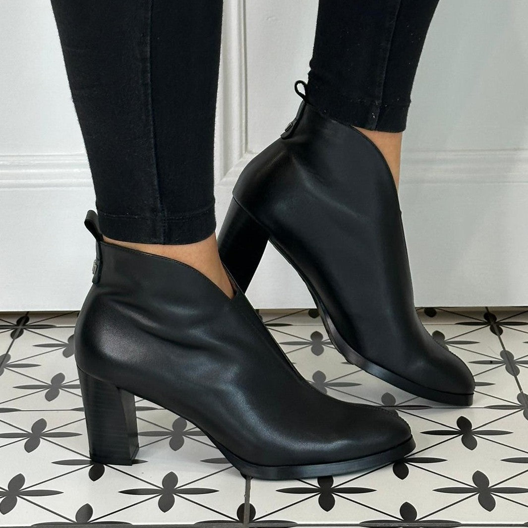Wonders V Flex12 Leather Ankle Boot L-1112-BLACK