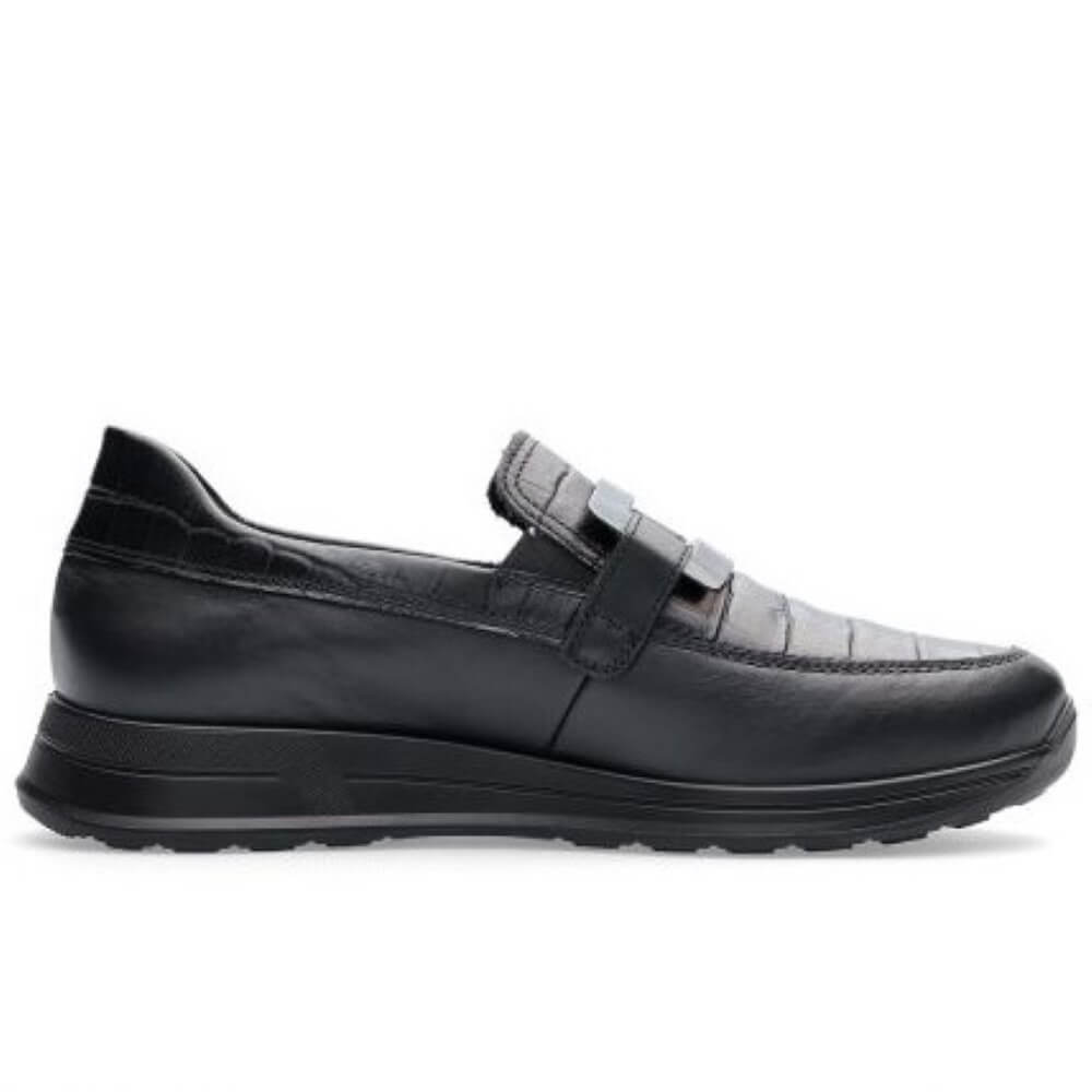 Ara 12-24822 Osaka 2.0 Slip-on-BLACK