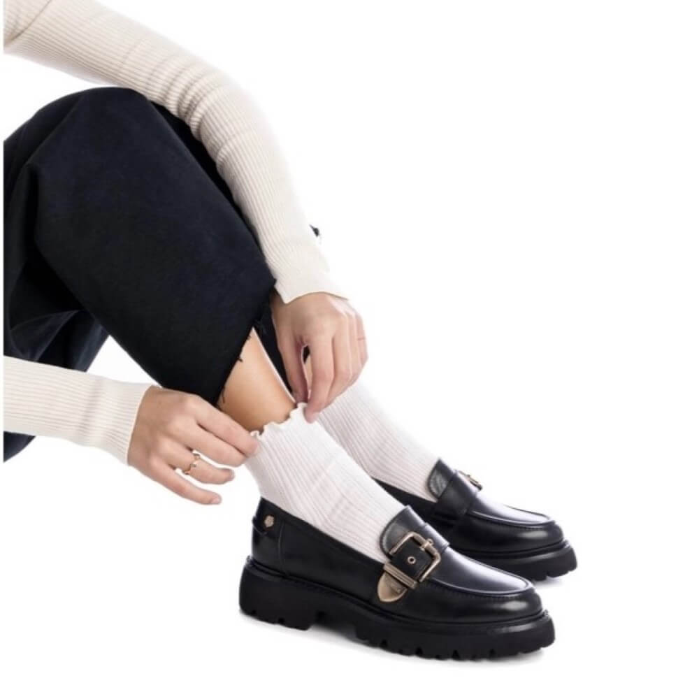 Carmela 161907 Leather Loafer-BLACK