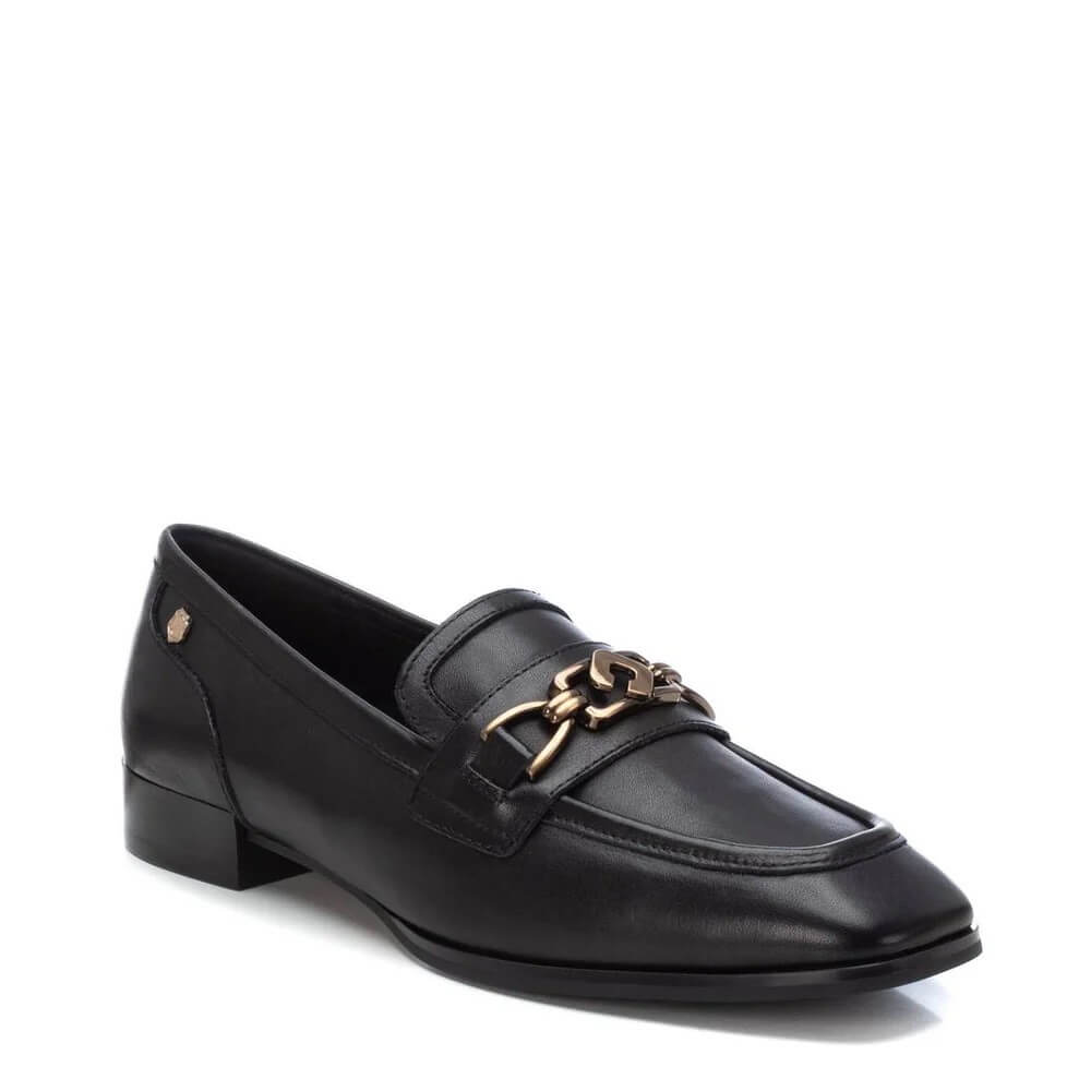 Carmela 16198602 Leather Loafer-BLACK
