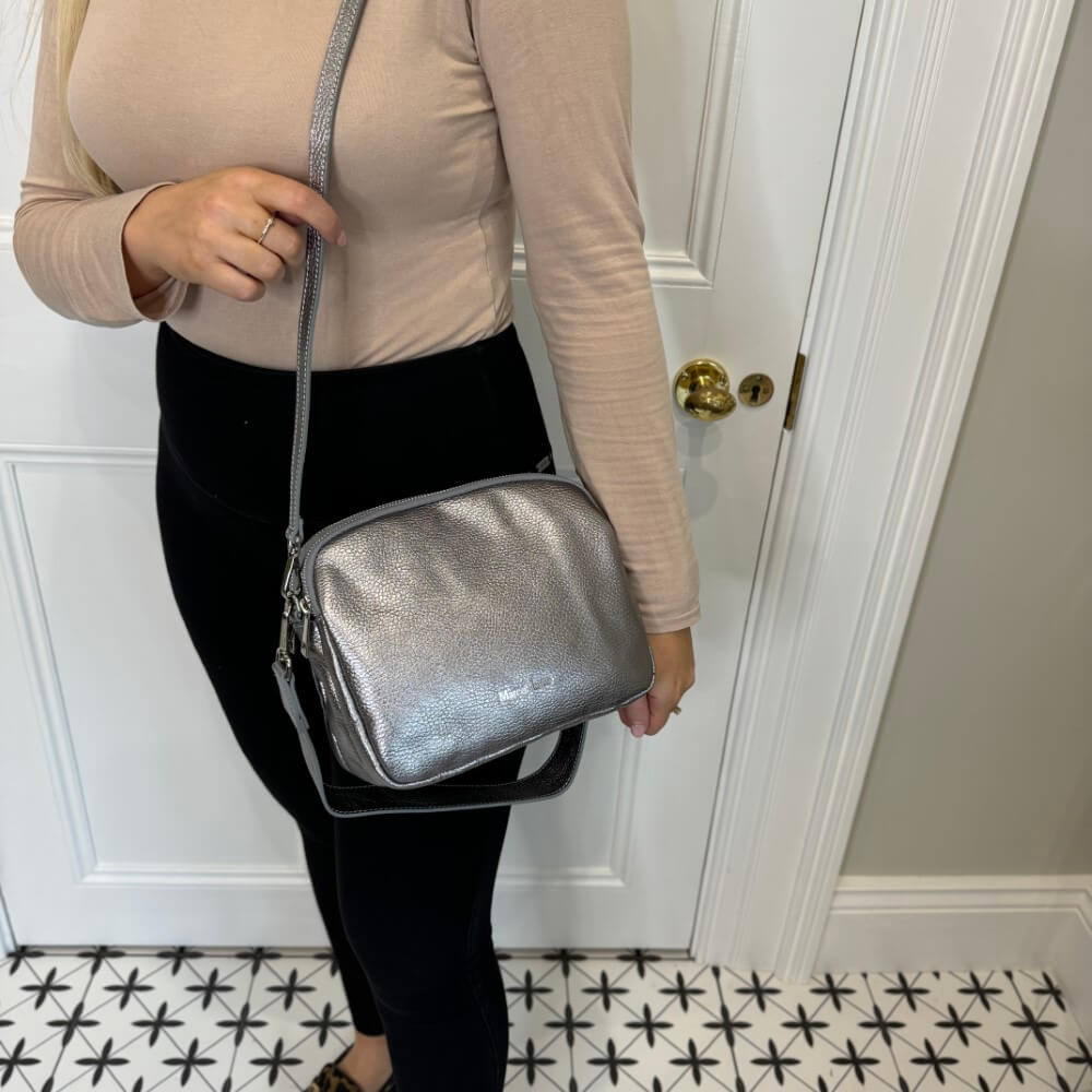 Marco Moreo Leather Shoulder Bag 1768 Plomo Dark Silver