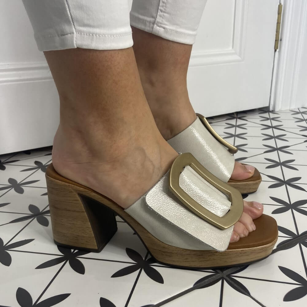 Oh! My Sandals 5394 Sandal-OFF WHITE