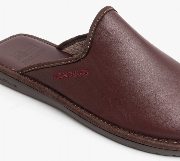 Nordikas 131 Slip-on-BURGUNDY