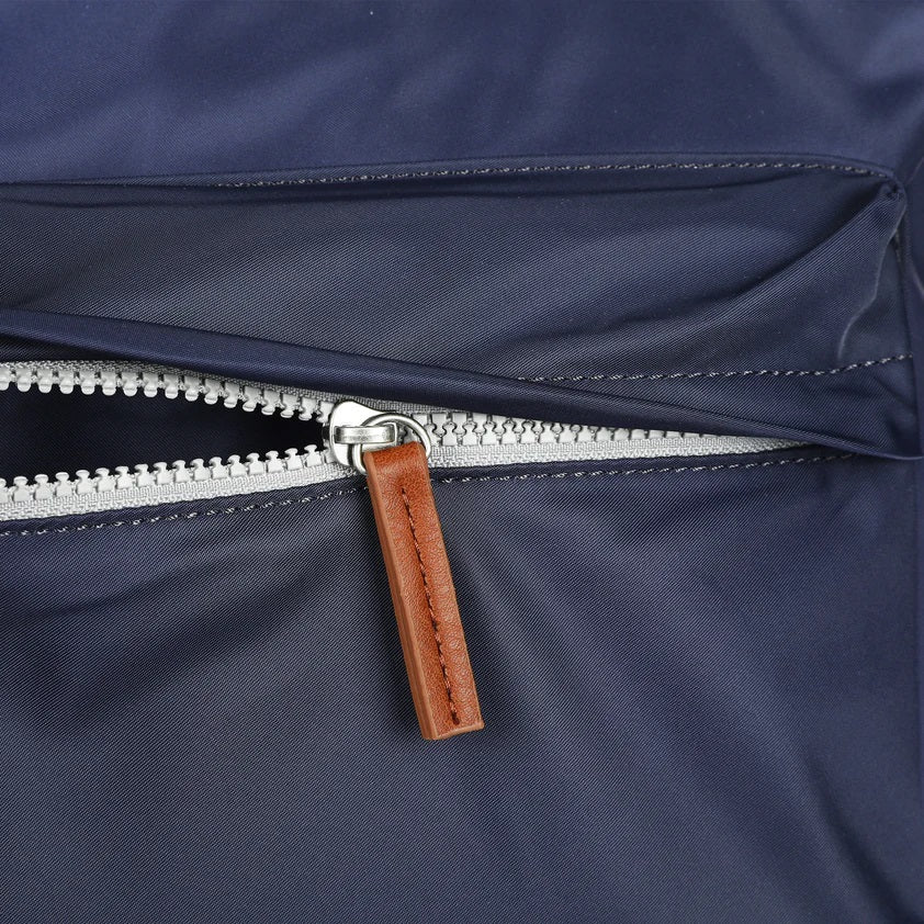 ROKA KENNINGTON SUSTAINABLE  CROSSBODY -MIDNIGHT