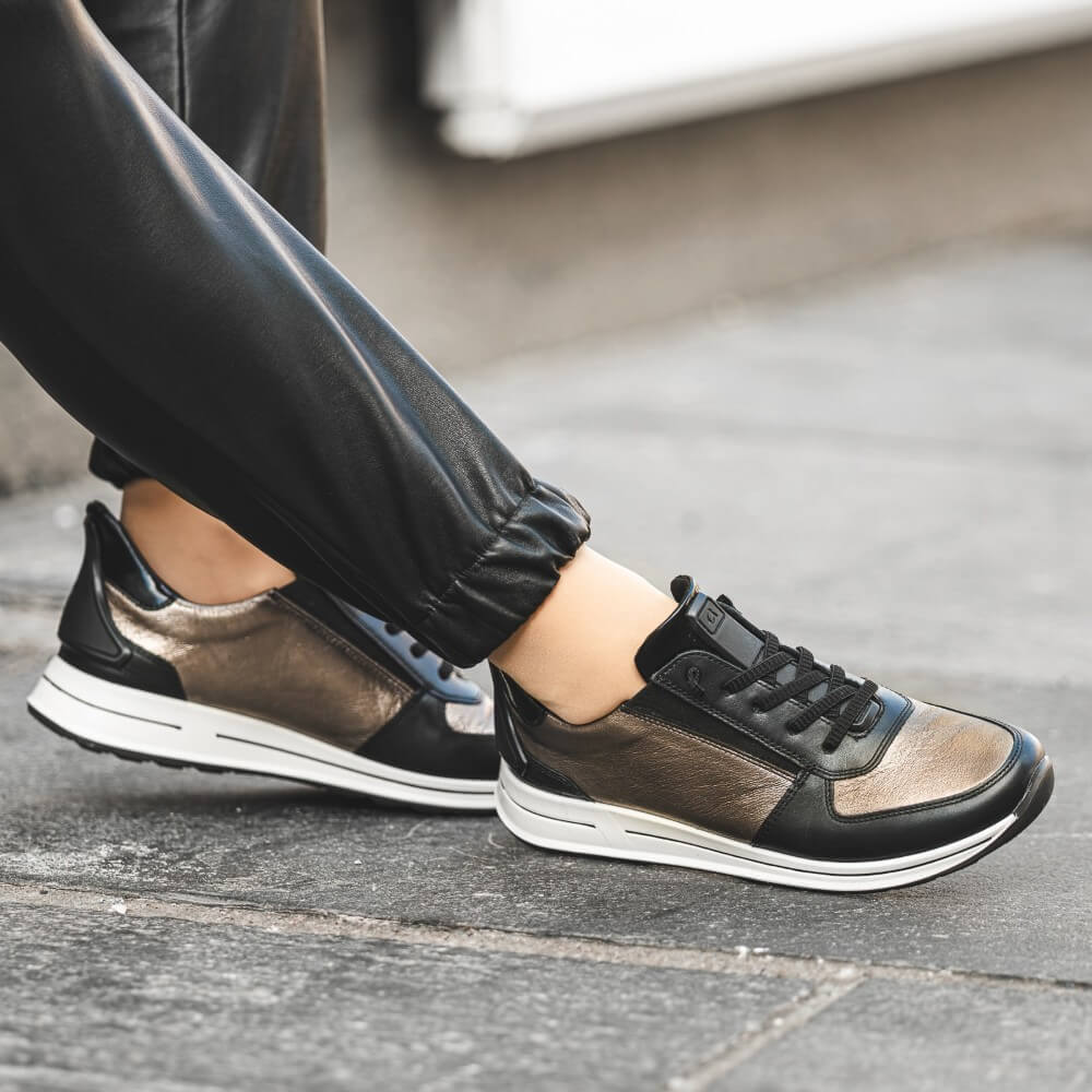 ara Black and bronze sneaker with a white sole on a white background Ara Osaka 2 Easy2go slip-on 12-24836 Black Cashmere