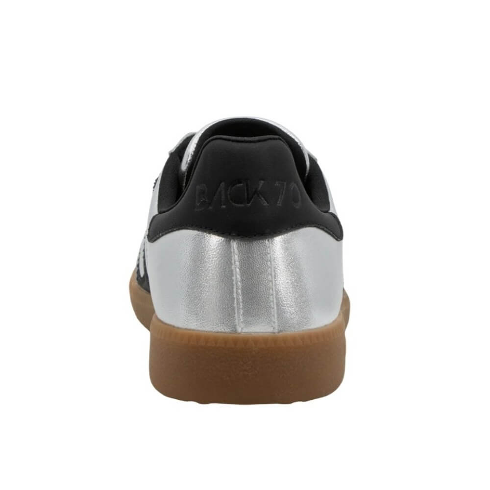 Silver sneaker with black accents on a white background Back 70 Cloud NM Retro Sneakers Silver Black