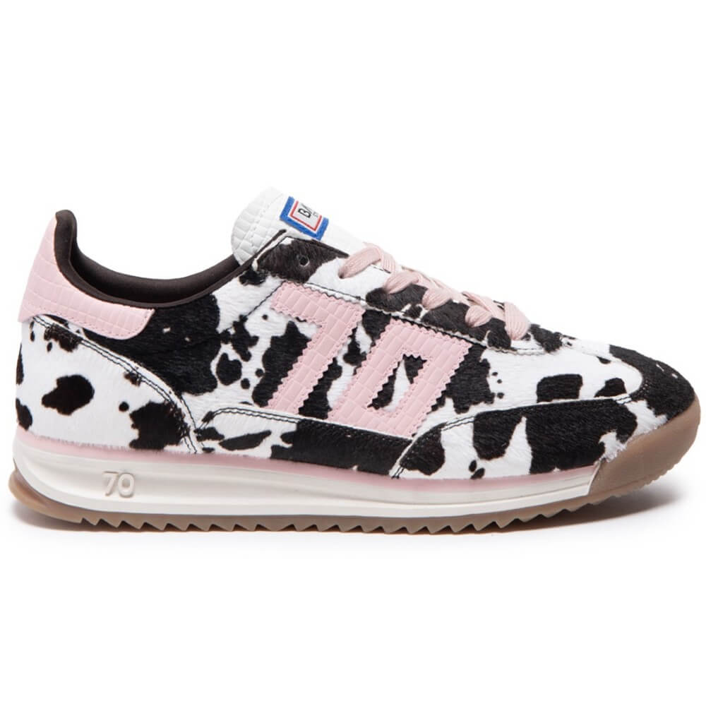 Sneaker with cow print pattern on a white background Back 70 Jogger Cow Pink L51 Crafted from soft pony hair leather in a striking cow print