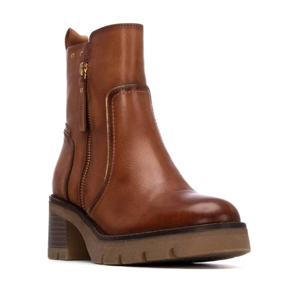 Camel Leather Ankle Boot Block heel and gold side zip